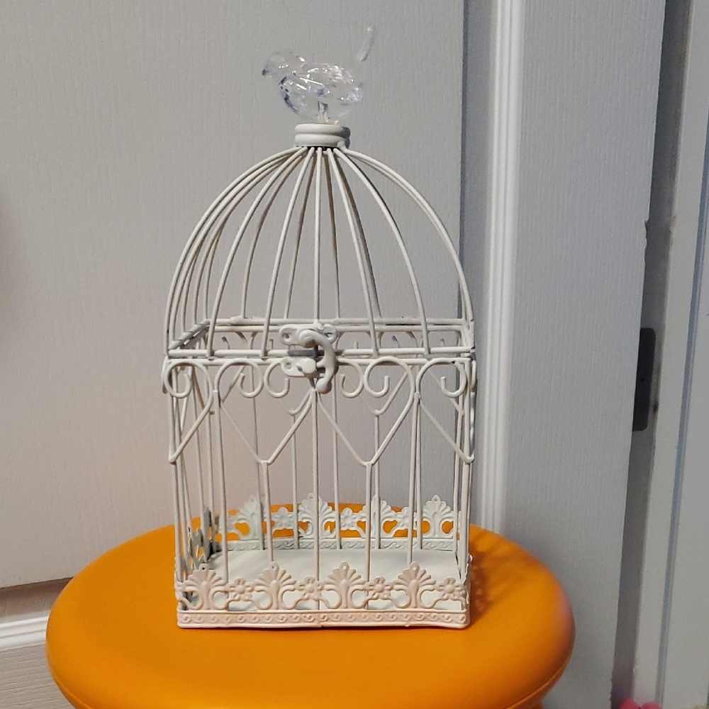 White Metal Decorative Birdcage with Plastic Bird